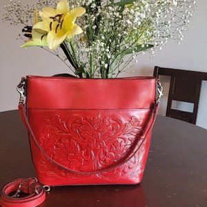 🍎 Patricia Nash Harper Leather Shoulder Bag with Crossbody Strap Red
